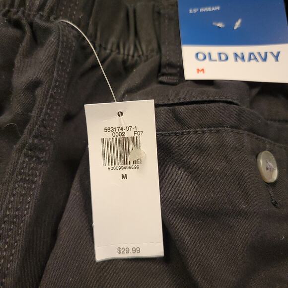 NWT Old Navy Stretchy Waist Black Shorts 3.5" - Picture 4 of 5